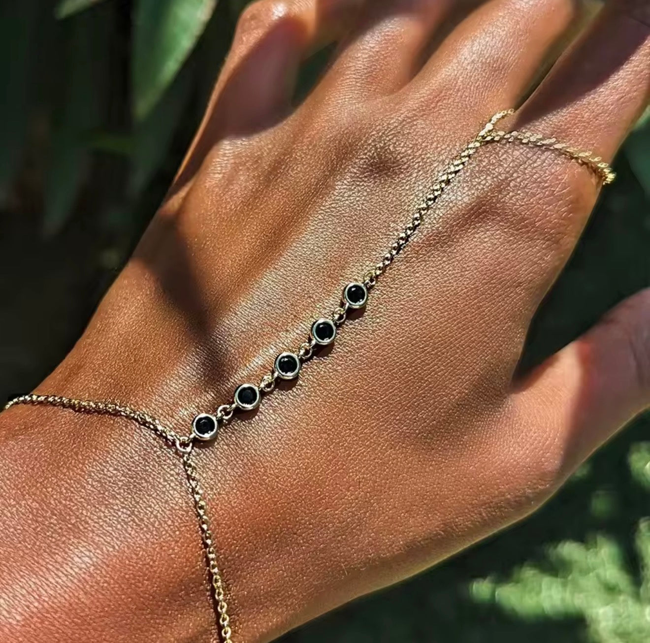 Trendy - Stainless Steel Hand Chain / chaîne de main en acier inoxydable