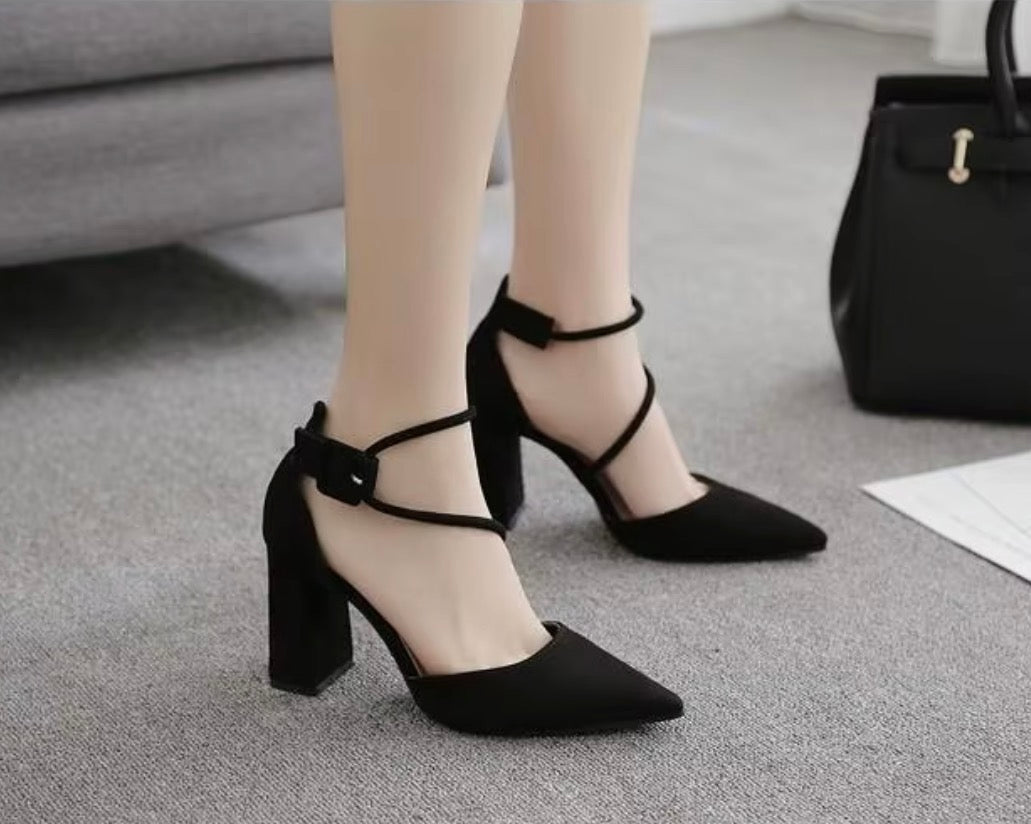 Sexy Nightclub - Women's Shoes Sandals High-heeled Pointed Stiletto / talons pour femmes