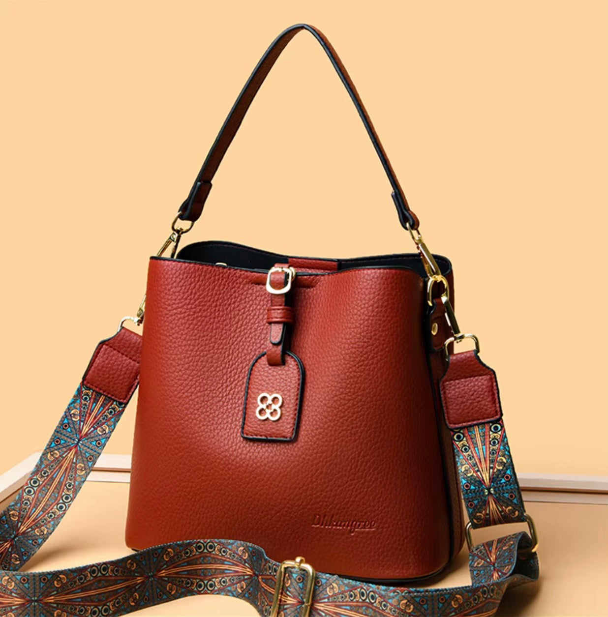 Classy lady - Leather Women's Handbag / Sac en cuir pour Femmes