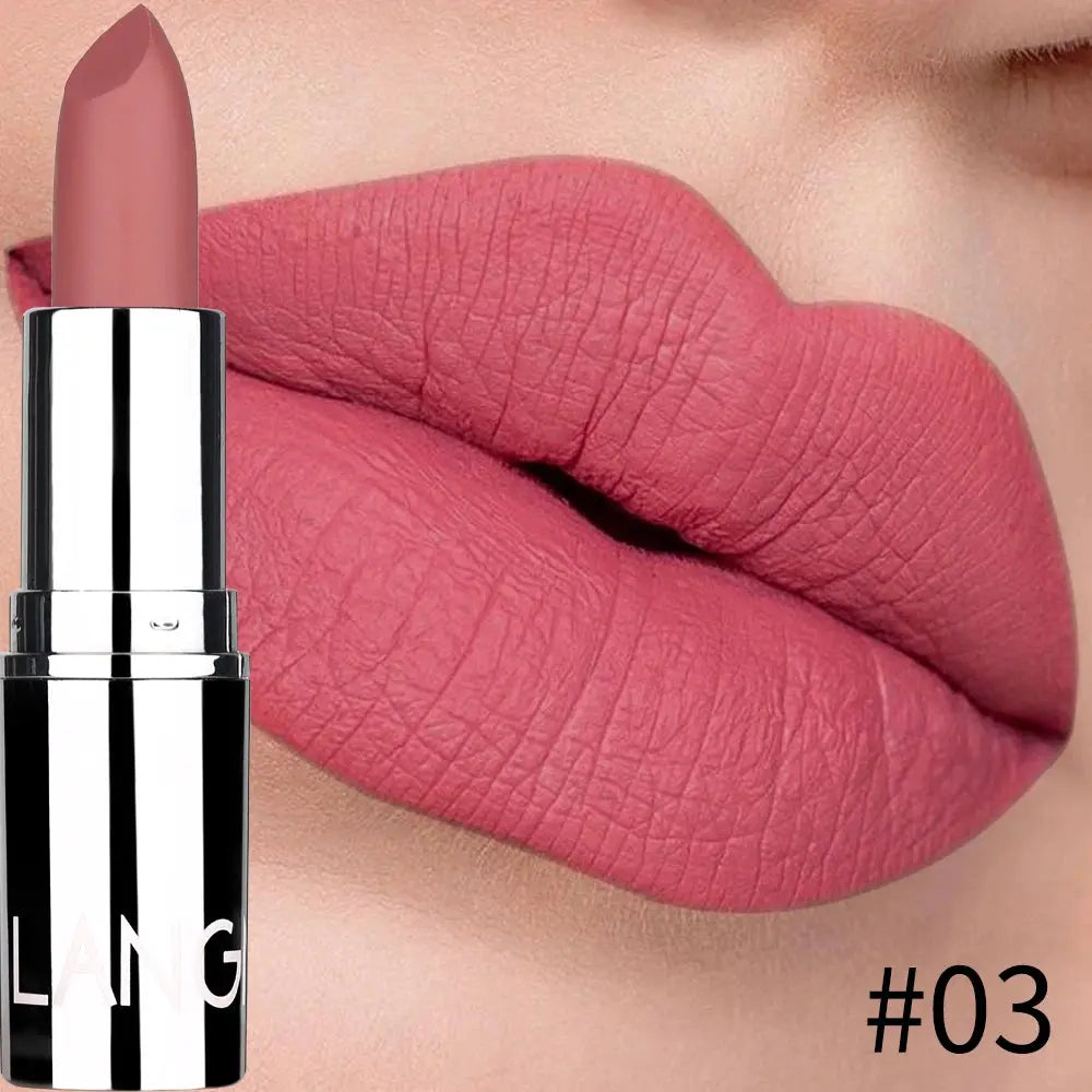 Red n hot -  Matte Lipstick / rouge à lèvres