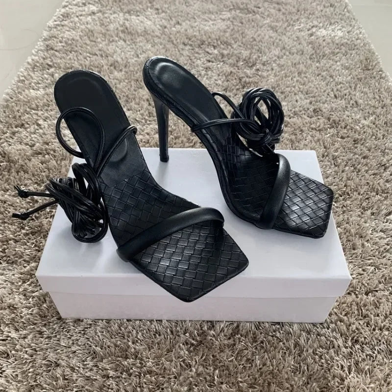 Pretty n simply - heels / talons